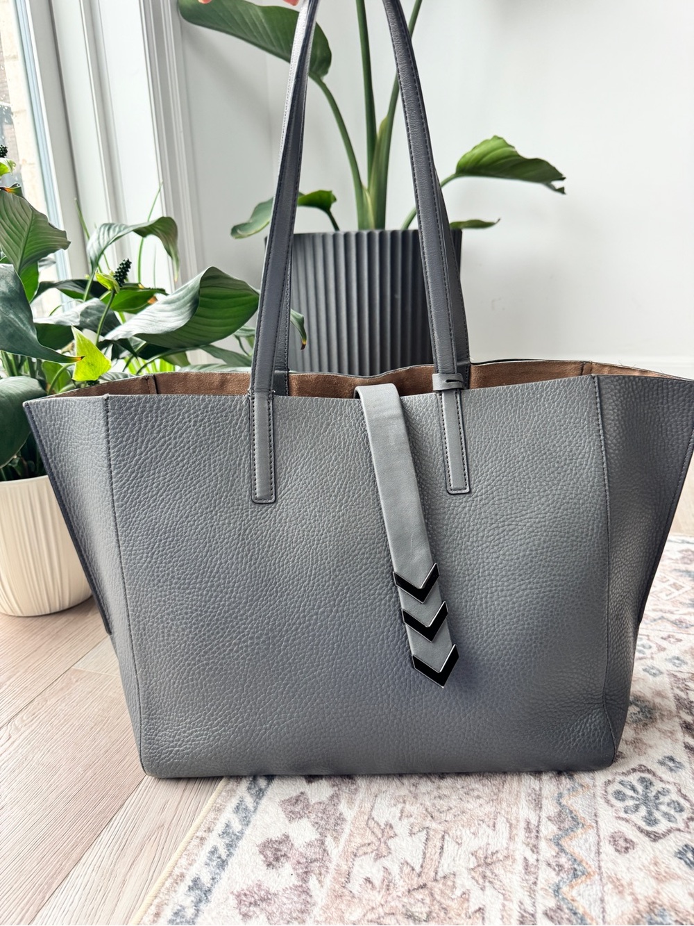 Mackage Grey Pebbled Leather Tote Bag Suede Lined Large Shoulder Bag